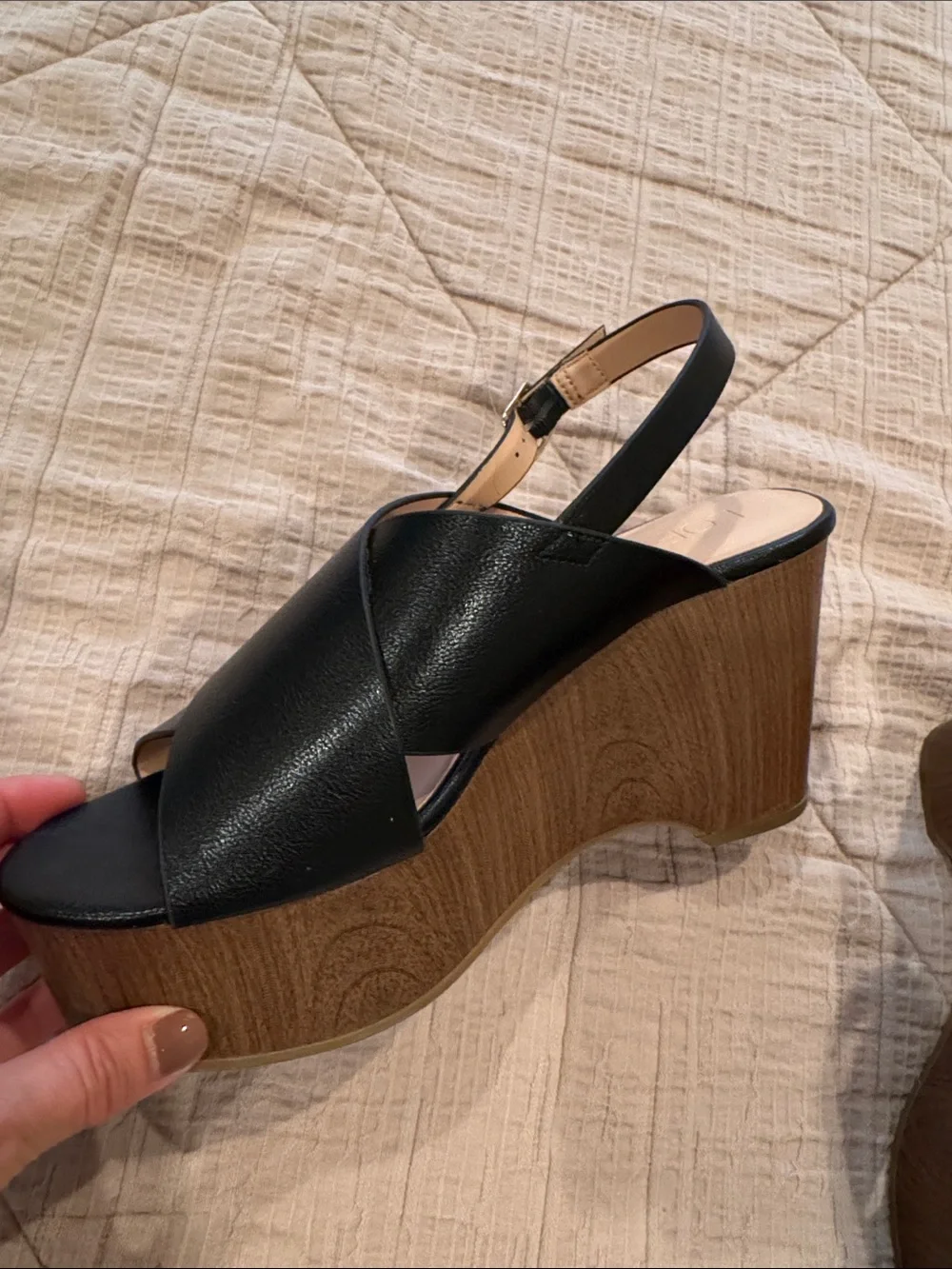 LOFT Black Cross‑Strap Platform Slingback Sandals